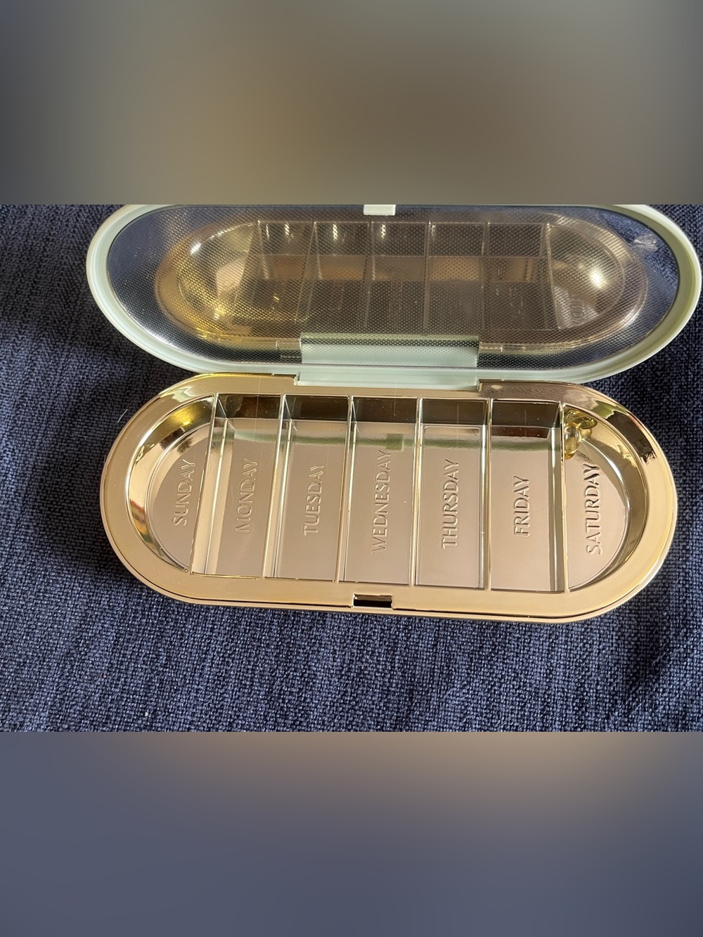 Dosey 7-Day Pill Compact.